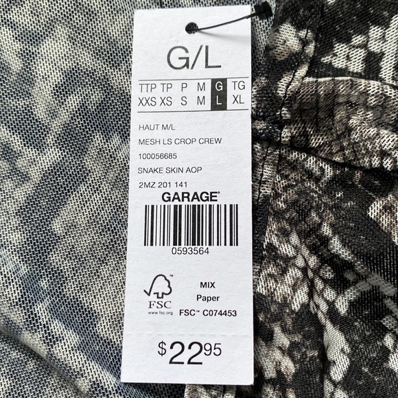 BRAND NEW Snake Print Sheet Top - Picture 5 of 5